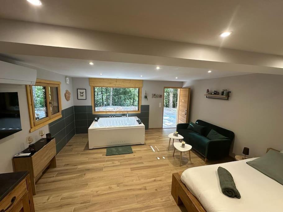 Jacuzzi En Foret L'Esperou Kültér fotó
