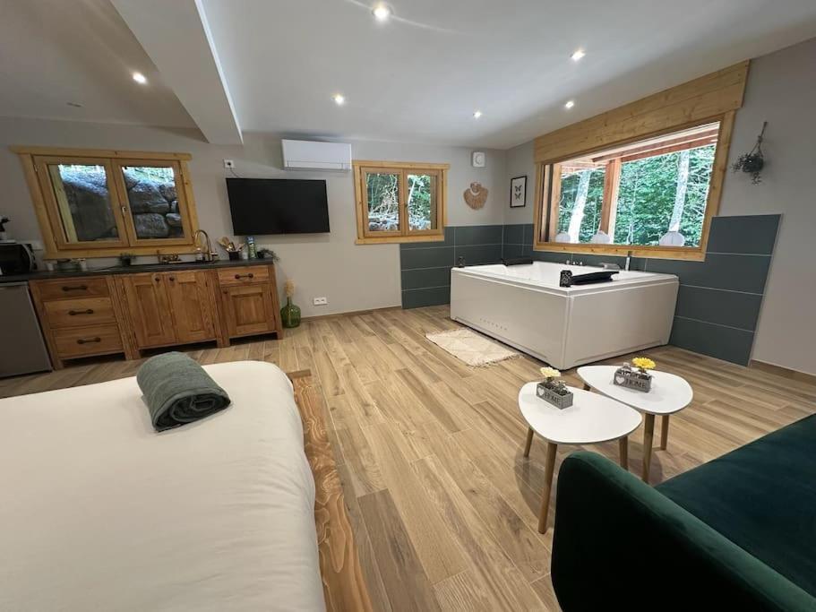 Jacuzzi En Foret L'Esperou Kültér fotó